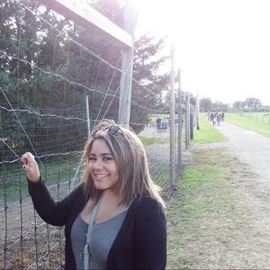 Meet your Posher, Karina